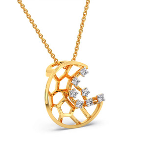 Collar con Colgante de Diamante en Forma de Media Luna Geométrica Calada con Diseño de Panal de Abeja - Product Image 1