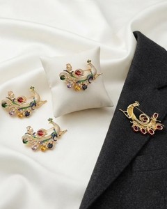 Broche ethnique tendance en cristal paon plaqué or avec pierres de zircon, épinglette bijou pour femmes et hommes, décoration de robe de soirée - Product Image 2