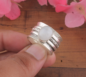Wholesale 925 Sterling Silver Amethyst Gemstone Classic <b>Spinner</b> <b>Ring</b> Oval Anxiety <b>Fidget</b> <b>Ring</b> Women Party Jewelry Manufacturer - Product Image 1