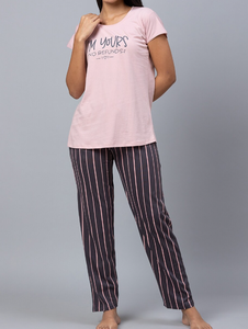 Ensemble de vêtements de nuit Omen, pyjama confortable à manches courtes, vêtements de nuit respirants, vêtements de maison pour femmes, vente en gros - Product Image 4