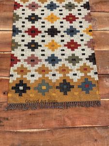 Tapis géométrique Kilim fait main Krafterscustom, rectangulaire, en laine et acrylique, à poils moyens, écologique, tufté à la main, avec support en latex - Product Image 5