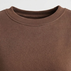 Ensemble 2 pièces pour femme, sweat-shirt court et short marron uni, col rond, manches longues, coupe ample, tenue décontractée, longueur au-dessus du genou - Product Image 4