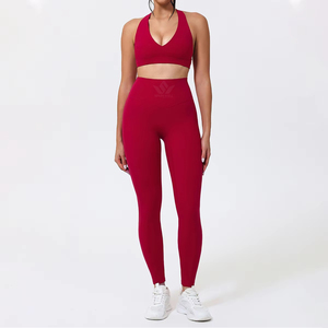 Conjunto Deportivo de Yoga de 3 Piezas para Mujer, con Tirantes Cruzados, Espalda Descubierta, Sujetador Deportivo con Escote en V Profundo, Pantalones Cortos de Cintura Alta, Elásticos y Transpirables para Gimnasio y Fitness - Product Image 2