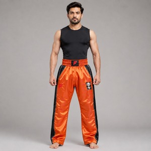 Pantalones de kick boxing transpirables hechos con tela de primera calidad que garantizan comodidad, confianza y movimiento sin restricciones todos los días. - Product Image 1