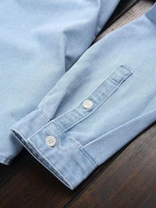 Camisa de Manga Larga de Algodón Azul Claro para Hombre, con Bolsillos en el Pecho, Corte Regular, Cuello Clásico, para Primavera - Product Image 6