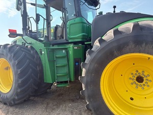 รถแทรกเตอร์ล้อ 4 ล้อ รุ่น 2024 9R 490 ประสิทธิภาพสูง ระบบขับเคลื่อน 4 ล้อ จัดหาอุปกรณ์คุณภาพจำนวนมาก - Product Image 2