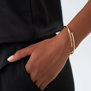 กำไลข้อมือทองคำหรูหราสำหรับผู้หญิง ประดับเพชรแล็บโกรว์ 1 กะรัต 14K โรสโกลด์ ความใส E VVS ดีไซน์ไขว้ - Product Image 4