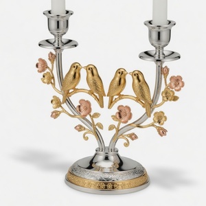 Paire de chandeliers en aluminium moulé en forme d'oiseaux, plaqué nickel argenté, centre de table de mariage, porte-bougie romantique, décoration de table - Product Image 2
