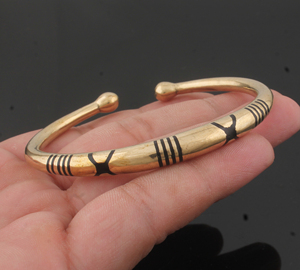 Vintage Gold Plated Bangle For Women Gold Plating Antique Style Geometric <b>Cuff</b> <b>Bracelet</b> Ethnic Bohemian Fashion Jewelry - Product Image 4