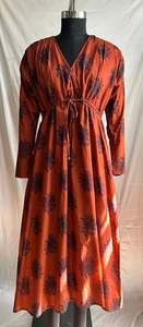 Elegante Vestido Casual Bohemio de Lino y Algodón con Estampado Floral, Cuello en V, Manga Larga, Corte en A para Mujer, Cómodo para el Uso Diario en Verano - Product Image 2