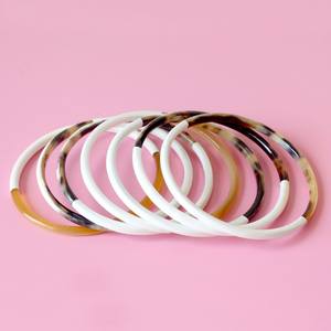 Brazalete Moderno de Cuerno de Búfalo Natural, Estilo Baho, Regalo Perfecto para Mujeres - Product Image 2