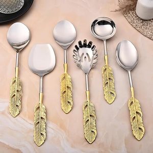 Ensemble de cuillères de service bohèmes plaquées or, finition miroir, longues poignées, ustensiles métalliques durables, vaisselle de fête - Product Image 1