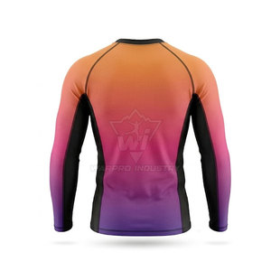 Haut de compression léger à manches longues pour homme, anti-UV, avec tissu extensible et anti-humidité - Product Image 3