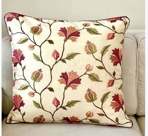 Cojines de Piso Tejidos de Lujo, Suaves y Duraderos |   Cojines Desechables Ecológicos Totalmente Personalizables con Relleno de Microfibra - Product Image 3