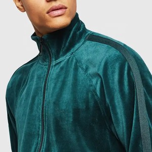 Survêtements d'hiver pour hommes à capuche en velours, style streetwear, en polyester et coton, imprimés sur mesure, respirants, en polaire, pour la course et les activités de plein air – Vente chaude - Product Image 2