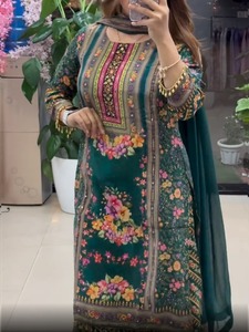 Colección Festiva 2026: Kurti-Plazzo-Dupatta de Muselina Pesada Lavable con Cuello Redondo, Tejido Sólido, Ajuste Holgado Casual y Manga Larga - Product Image 3