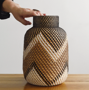Off-white woven <b>wicker</b> amphora <b>vase</b> with curved side handles for elegant coastal decor, available at wholesale prices. - Product Image 6