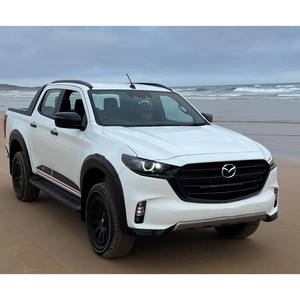 Camion utilitaire 4x4 durable, excellente tenue au sol, Mazda BT-50, résistance de la suspension et capacité de franchissement. - Product Image 1