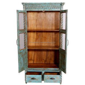 Large Wooden <b>Wardrobe</b> With Mirrored Panels Reflecting Light And Adding Depth To Your Bedroom Decor - Product Image 1