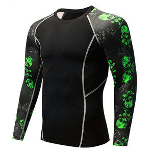 Trouvez des icônes similaires : Fashion Street 2025 Services OEM T-shirt de compression uni à manches longues pour homme UPF 50 Rash Guards - Product Image 2