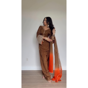 Ensemble haut-bas et dupatta pour femmes avec broderie élégante et travail de séquence - Product Image 2