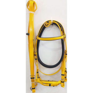 À VENDRE : Ensemble de bride et de harnais d'équitation en PVC, harnais et bride arabes, couleur jaune, 8 dollars, carte de crédit acceptée - Product Image 1