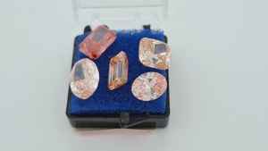 Diamante suelto con certificación IGI, cultivado en laboratorio por CVD, con corte ovalado, radiante, Asscher, cojín, fantasía, en colores amarillo, azul y rosa. - Product Image 5