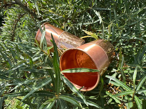 Mug en cuivre artisanal de qualité supérieure, design gravé dans différents styles, matériau métallique - Product Image 2