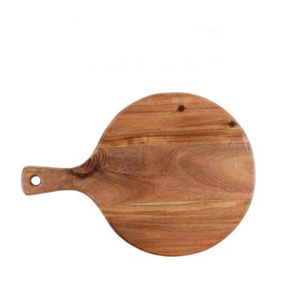 Plateau à pizza en bois naturel écologique, plateau à pizza rond en bois artisanal avec poignée, plateau de service et de découpe pour la cuisine - Product Image 4