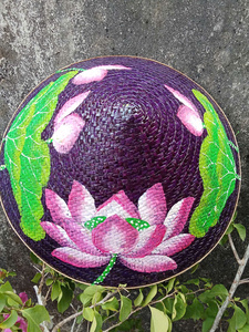 Chapeau conique vietnamien Non La fait main, chapeau traditionnel pour souvenir, cadeau et décoration - Product Image 6