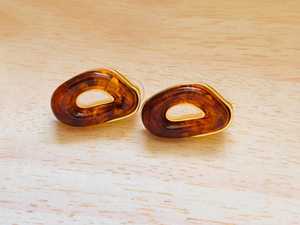 Pendientes de Aro y Cuentas de Resina Dorada y Marrón, Pendientes de Resina Irregulares, Joyería Artística de Moda Dorada y Marrón - Product Image 1
