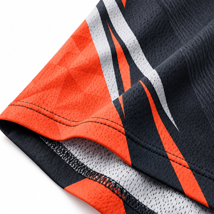 Uniforme de football pour hommes personnalisé en polyester avec impression sublimée, respirant, anti-transpiration, col en V, manches courtes, taille élastique - Product Image 5