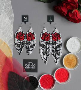 ต่างหูแก้วทรงทันสมัยประดับด้วยดีไซน์สีเทอร์ควอยซ์และพู่ห้อยระย้า ของขวัญเครื่องประดับสุดพิเศษจาก MS Handicraft ในอินเดีย - Product Image 5