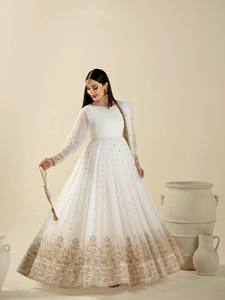Nuevo Vestido Largo de Fiesta para Mujer, Sin Arrugas, de Faux Georgette, con Bordado Intenso, Lentejuelas de 3mm y Dupatta - Product Image 2