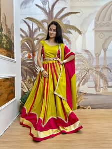 Conjunto de Lehenga de Seda Amarillo y Rosa para Mujer con Encaje Elegante y Dupatta, Traje Tradicional Indio para Bodas y Fiestas, Largo hasta el Suelo, Corte Regular, Protección Solar - Product Image 2