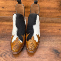 Nouveaux cheveux à la mode sur les bottes de peau pour les femmes Western en cuir de vachette outillé à la main Floral Cowgirl bottines bout pointu chaussons