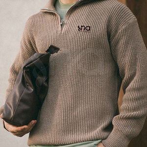 Elegante Sudadera Casual para Hombre con Media Cremallera, Logotipo Personalizado, Material Suave para un Estilo de Vida Informal - Product Image 4