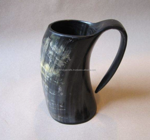 Tasse à corne à boire Viking authentique fabriquée à la main Design nautique écologique avec style animal - Product Image 2