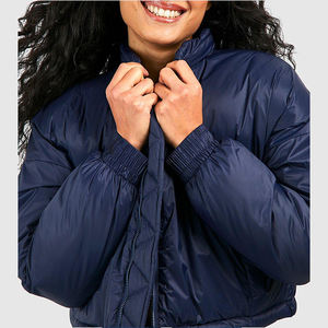 เสื้อแจ็คเก็ตผู้หญิงสำหรับฤดูหนาว น้ำหนักเบา ผลิตจากโพลีเอสเตอร์ 100% ระบายอากาศได้ดี ไซส์ใหญ่ ออกแบบได้ตามสั่ง ขายส่ง เสื้อผ้าสตรีทแวร์สำหรับผู้หญิง - Product Image 5