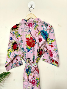 Robe kimono en coton fleuri Nivisaa, légère, unisexe, vêtements de bain et de détente, faite à la main, col en V, manches longues, deux poches, longueur intégrale - Product Image 4