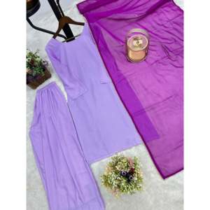 Hermoso conjunto de chifón listo para usar (top, pantalón y dupatta) con borde de encaje - Product Image 2