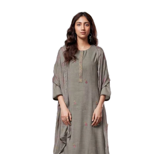 Premium Handloom Algodón Bordado Salwar Kameez Party Wear Ropa india y pakistaní Catálogo completo disponible a precio mayorista - Product Image 1