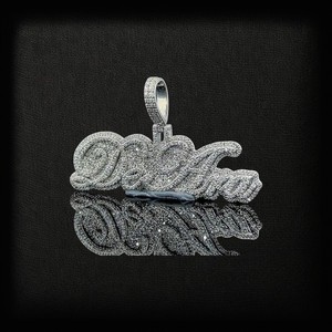 Colgante de Letra Personalizado en Plata 925 con Incrustaciones de Diamantes Moissanite VVS, Corte Redondo, Brillante, Unisex, para Uso Diario - Product Image 2