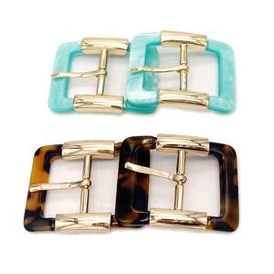 Anillos de Resina Premium para Cinturones, Hechos a Mano, Acabado Brillante, Ecológicos, Modernos, Ligeros y Duraderos - Product Image 3