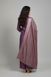 Meilleure collection de kurtis pour femmes en violet, ensemble en coton et soie à manches 3/4, entièrement cousu pour les occasions régulières et festives - Product Image 3