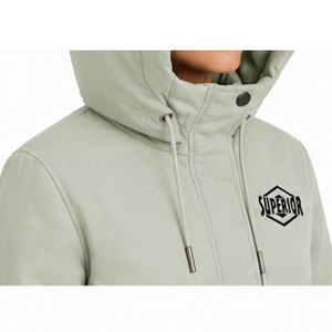 Chaqueta Parka de Invierno para Mujer OEM ODM con Capucha Desmontable, Material Transpirable e Impermeable y Logotipo Personalizado - Product Image 3