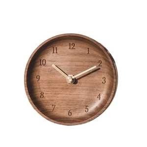 Horloge de table ronde en noyer massif de luxe, design concave en bois, mouvement à quartz silencieux, analogique, design moderne minimaliste - Product Image 3