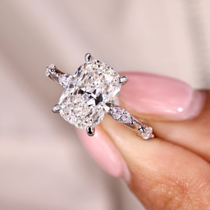 Anillo de compromiso con diamante de laboratorio de 3.40 quilates, diseño Distance Pave Elongated Cushion, joyería de anillo de 14k, anillo de eternidad en vermeil. - Product Image 3