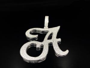 Pendentif Hip Hop Ice Orbit personnalisé en acier inoxydable avec diamants glacés - Product Image 4