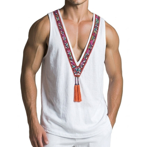 Débardeur ethnique pour homme de haute qualité, col en V profond, sans manches, avec détails à pampilles, vente en gros, personnalisable, mode estivale pour hommes - Product Image 2